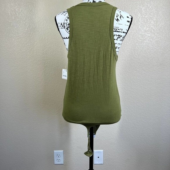 Free People green top women sleeveless Tee Off Bodysuit size S boho baddie - Picture 9 of 13